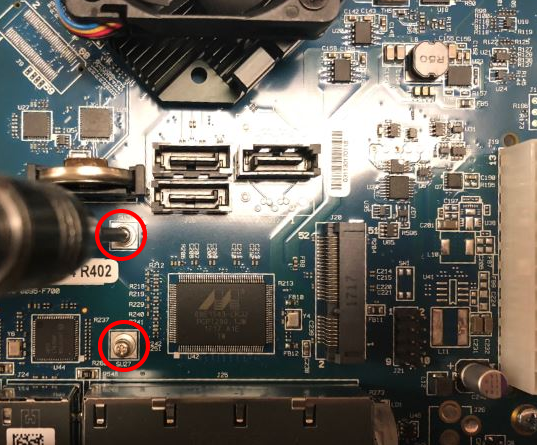 ../_images/sg-4860-8860-1u-remove-standoff-screws.png